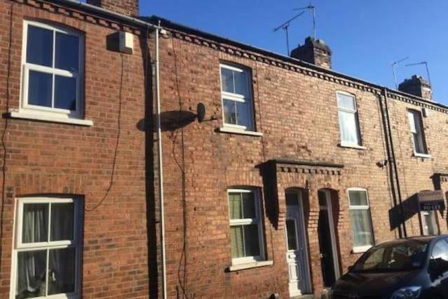 Agar Street Villa York Exterior photo